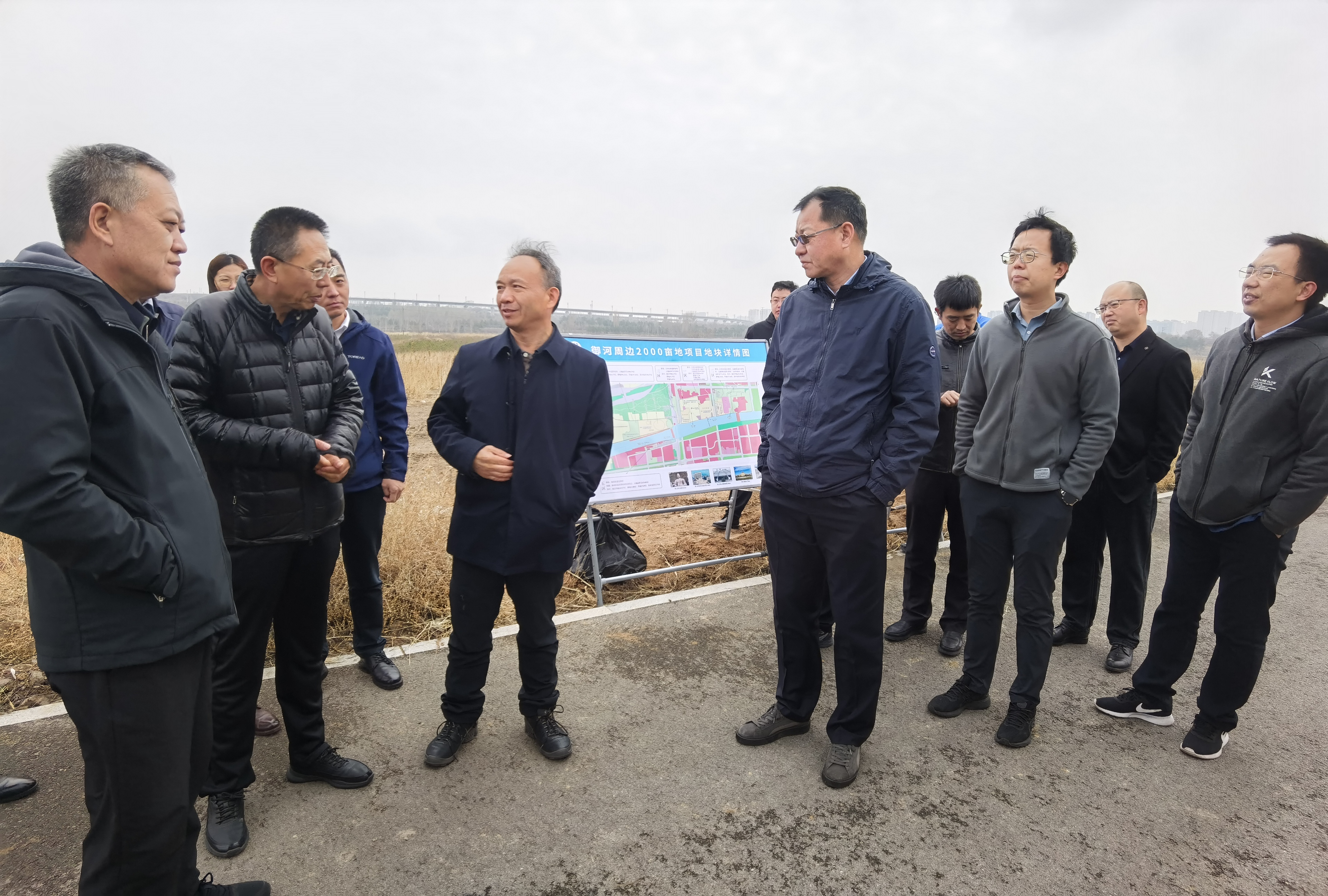 公司主要領導一行赴永定河上游地區開展調研