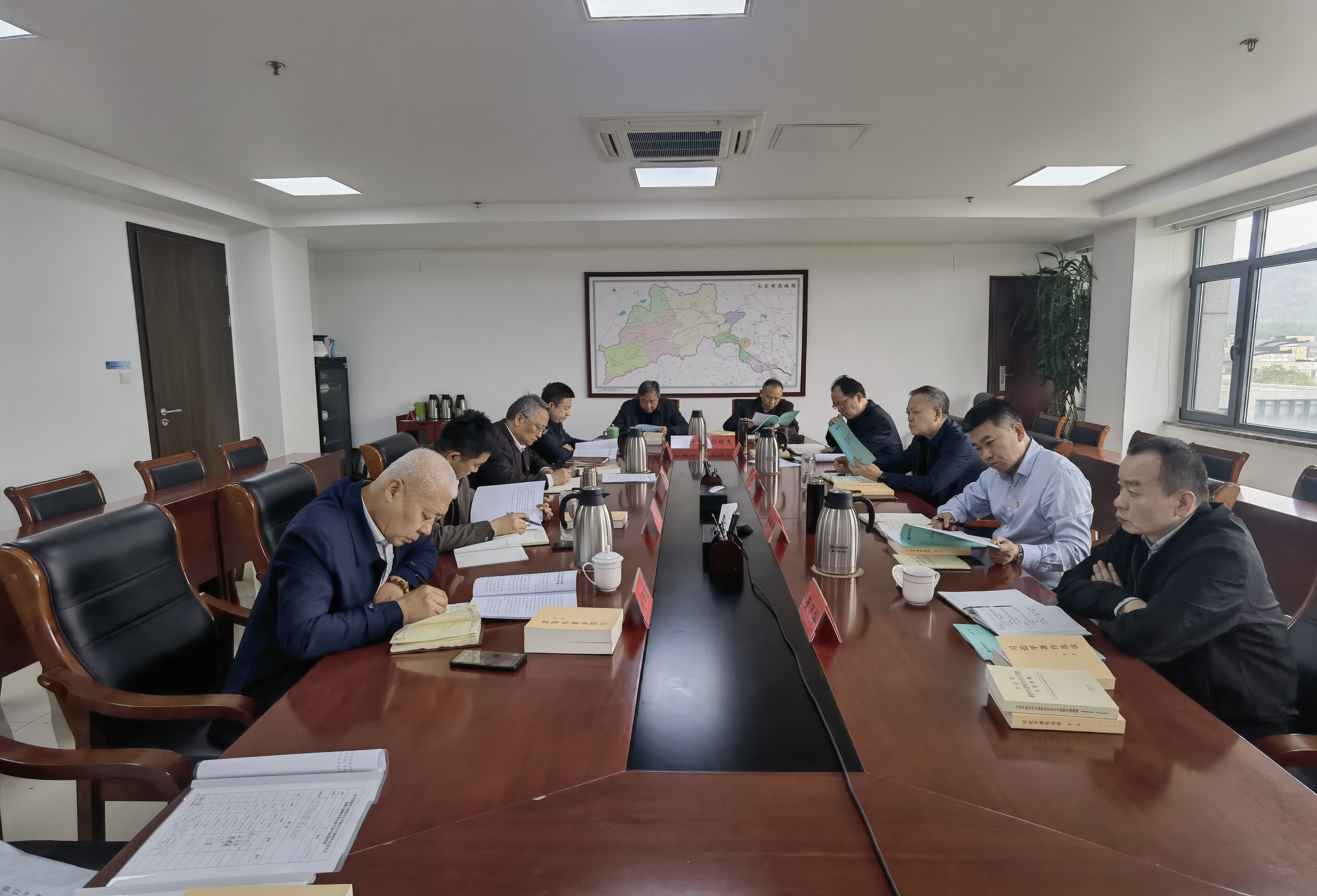 不斷推動理論學習深化內化轉化——永定河流域公司舉辦學習貫徹習近平新時代中國特色社會主義思想主題教育領導班子讀書班