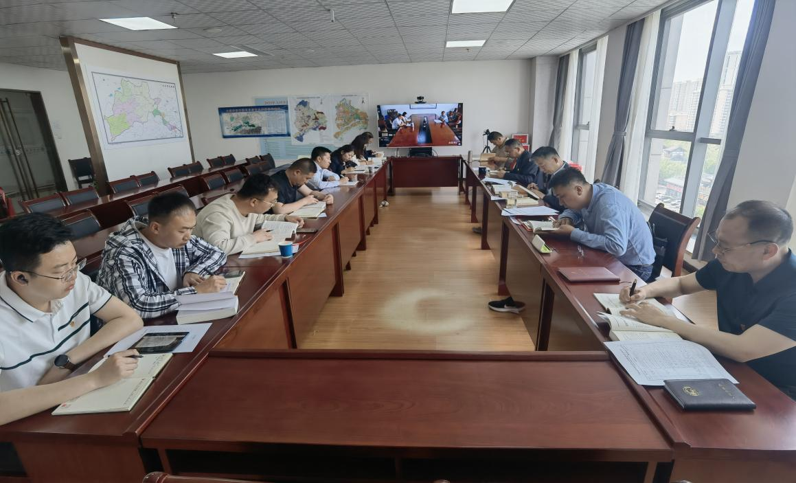 深刻感悟思想偉力 踔厲奮發勇毅前行——大同地區聯合黨支部開展5月份集中理論學習