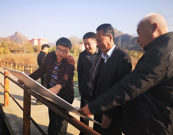 公司領導考察永定河山峽段綜合治理與生態修復工程
