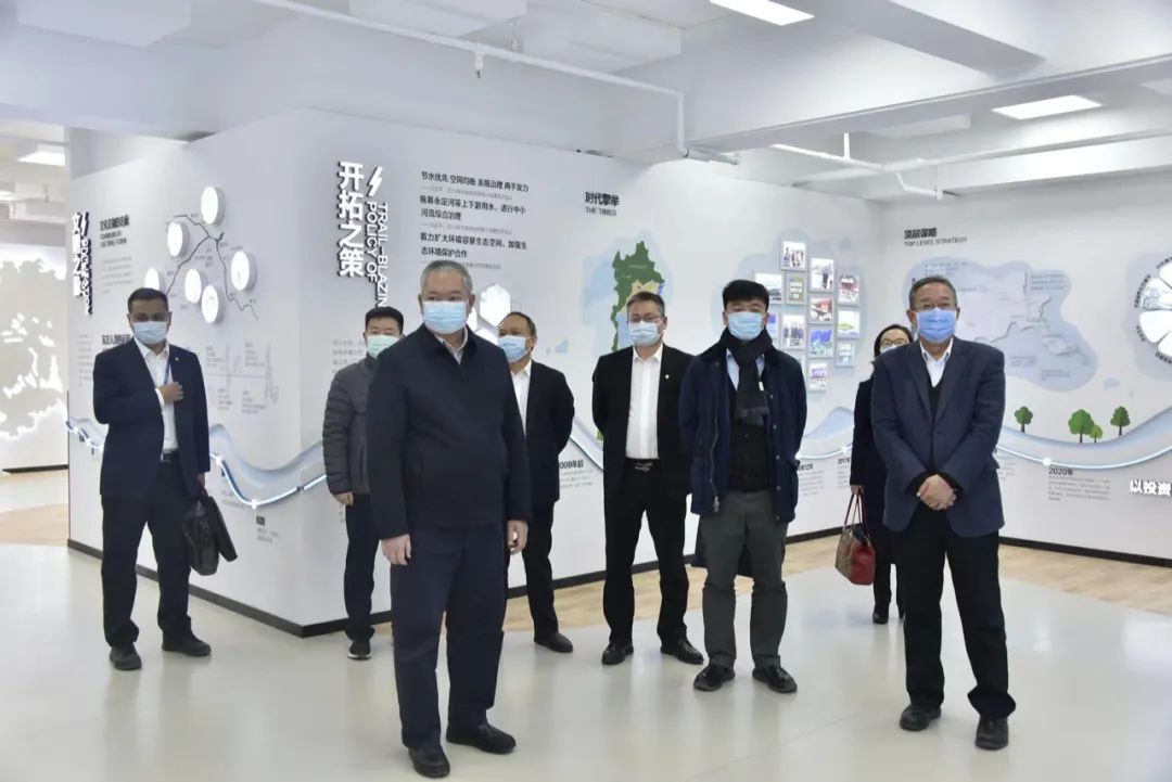 公司主要領導會見廣西壯族自治區發展改革委黨組書記潘巍一行