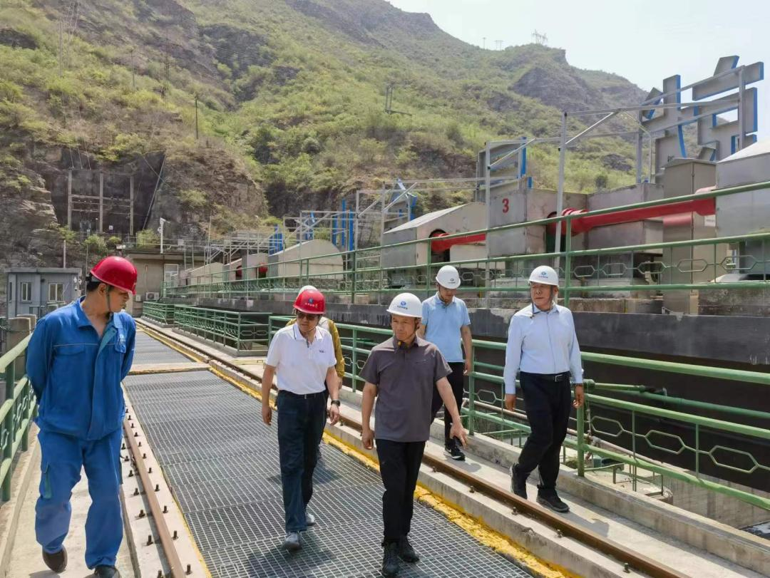 公司主要領導赴北京運營公司檢查高溫紅色預警防御措施落實情況