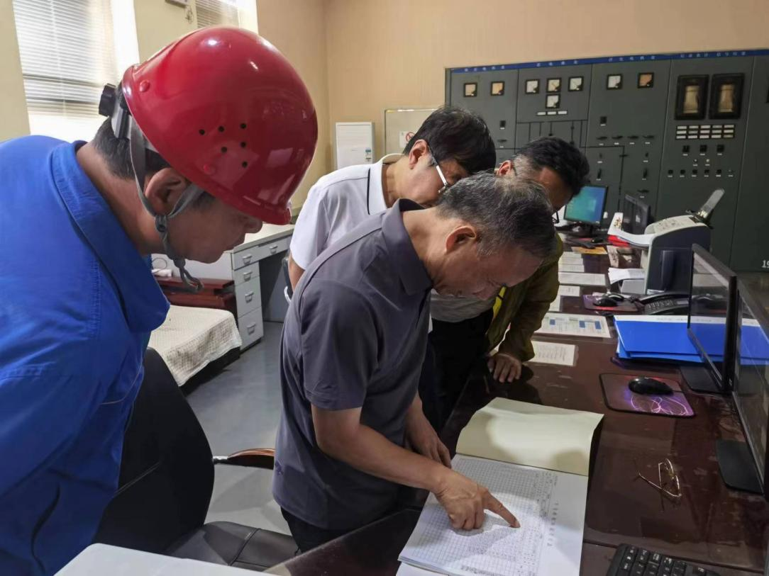 公司主要領導赴北京運營公司檢查高溫紅色預警防御措施落實情況