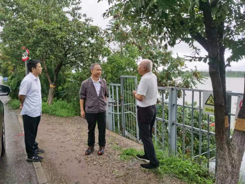 公司主要領導檢查永定河北京段重點區域防汛應汛工作