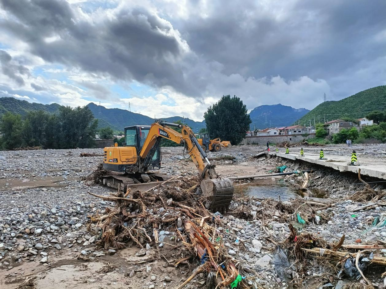 一線傳真 | 全面進場！永定河門頭溝山峽段河道清理收官戰拉開序幕