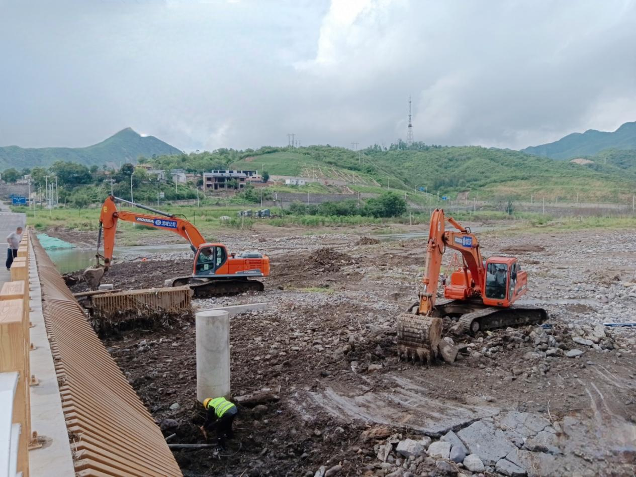 一線傳真 | 全面進場！永定河門頭溝山峽段河道清理收官戰拉開序幕