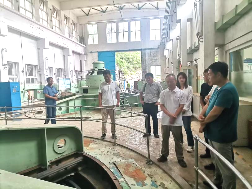 公司主要領導赴永定河山峽段調研災后河道清理恢復工作