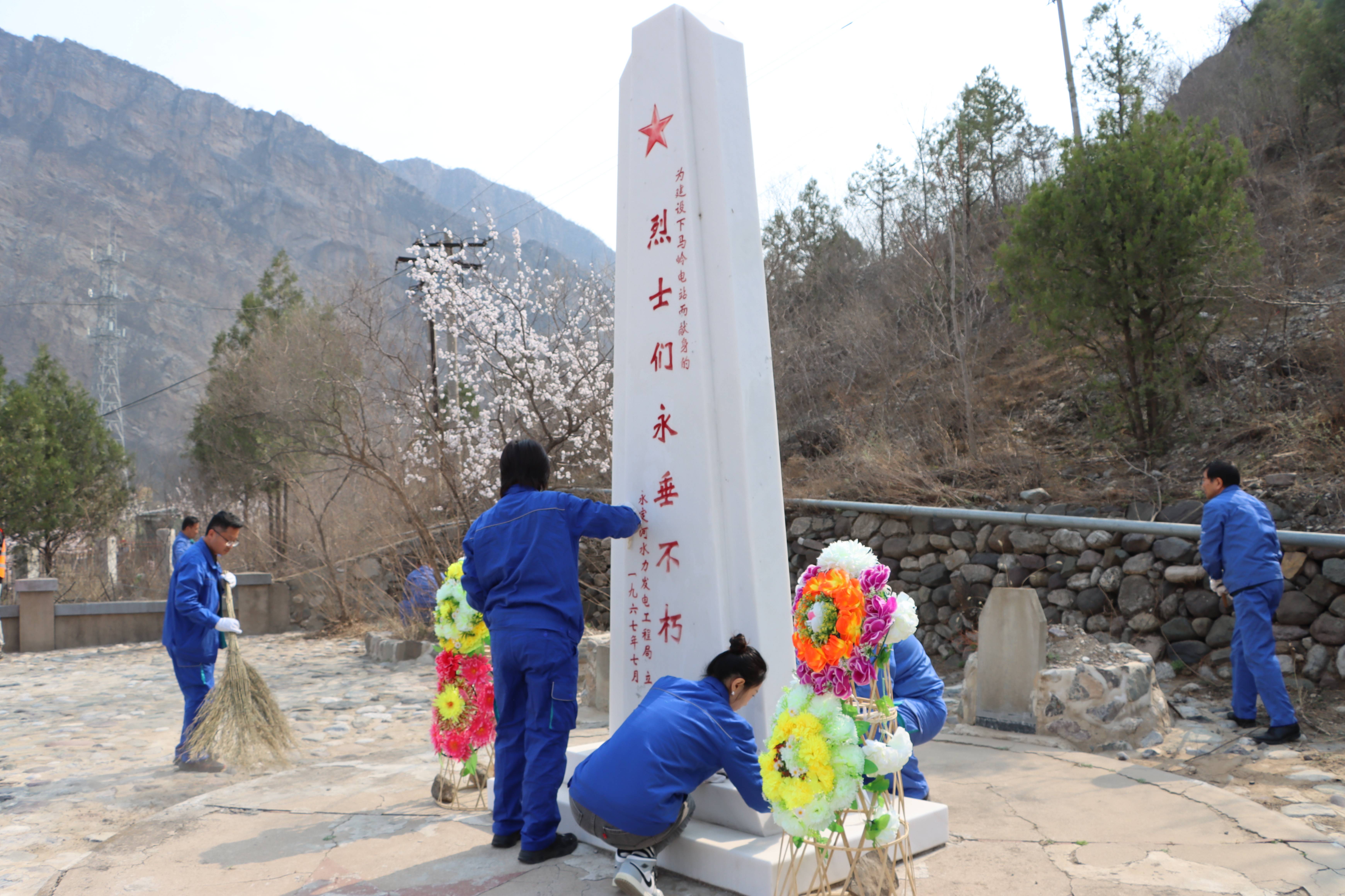 北京運營公司 | 北京地區聯合黨支部舉辦“緬懷英烈 砥礪初心”黨日共建活動