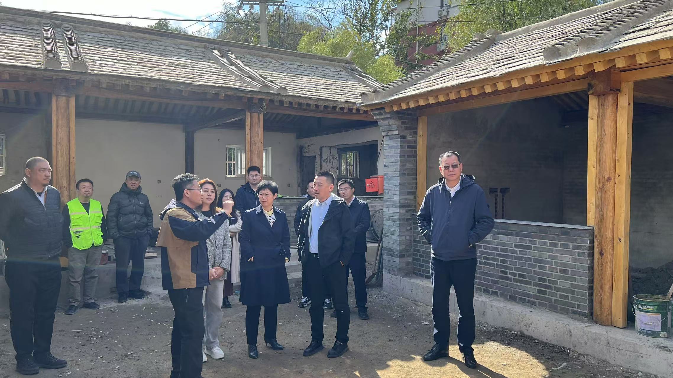 公司領導督導檢查京西古道沉浸式生態小鎮項目建設工作