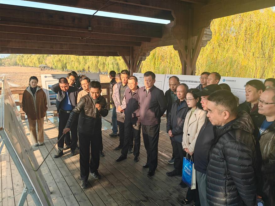 長江水利委員會“聚力高質量發展 聚焦能力建設”專題培訓班一行實地考察永定河綜合治理與生態修復工作