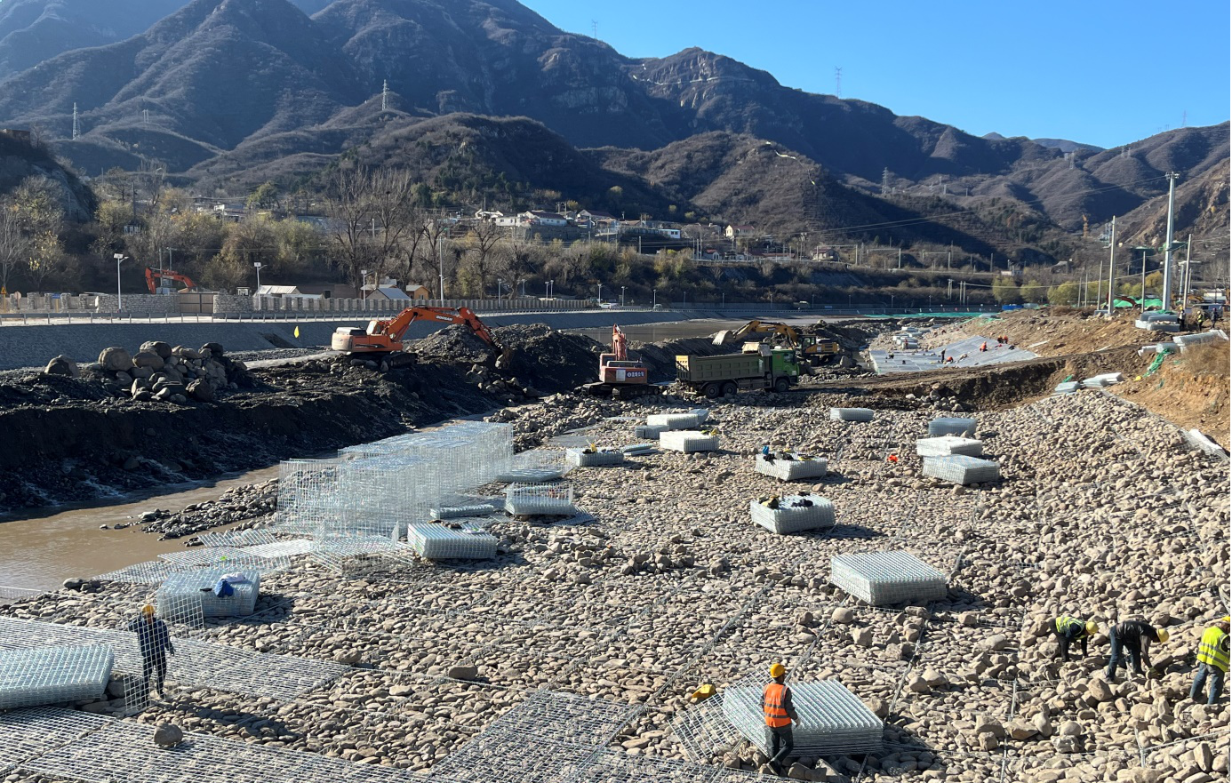 一線傳真 | 永定河山峽段綜合提升工程超額完成月度計劃任務