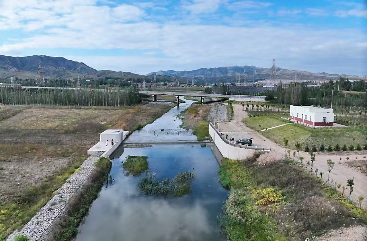 大同市十里河綜合治理與生態修復工程（小站跌水至大慶公路橋段）單位工程暨合同工程通過完工驗收