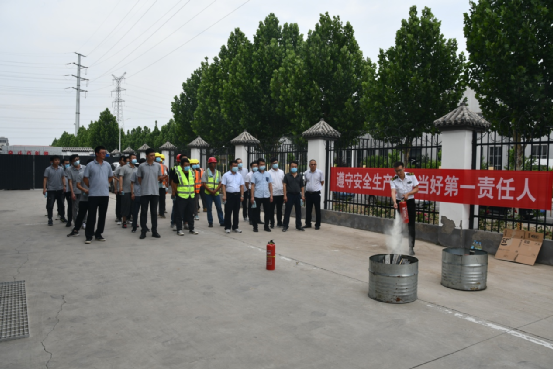 廊坊分公司黨支部以“黨建進工地，創精品工程”為目標著力深化黨建品牌創建